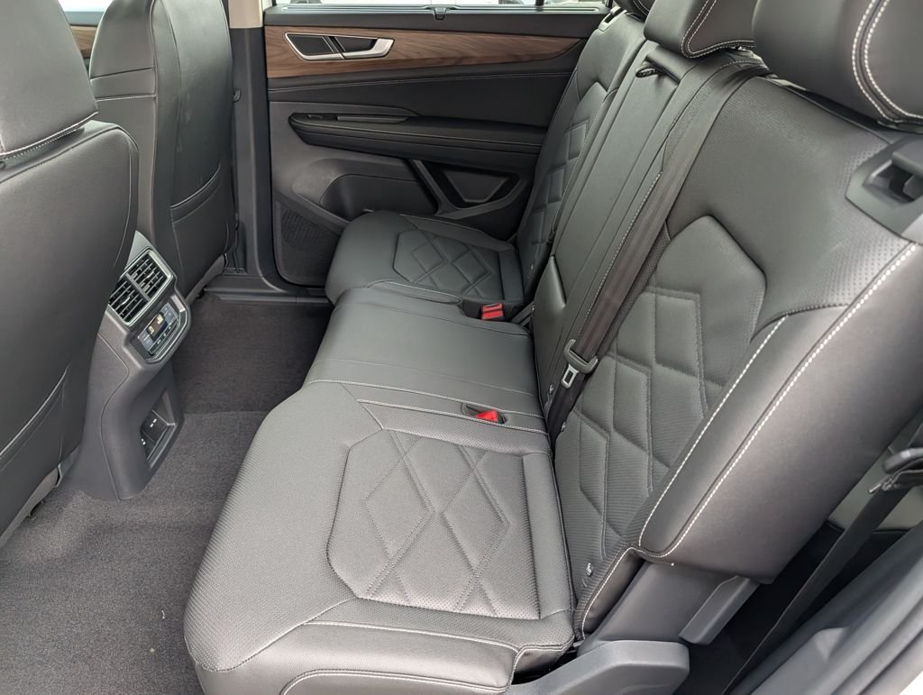 2026 Volkswagen Atlas SE w/Tech - Photo 20