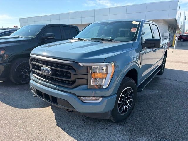 Used 2023 Blue Ford XLT image 3