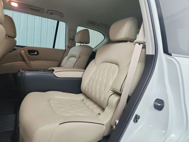 Used 2024 White Nissan Platinum image 39