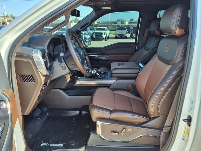 Used 2025 White Ford King Ranch image 23