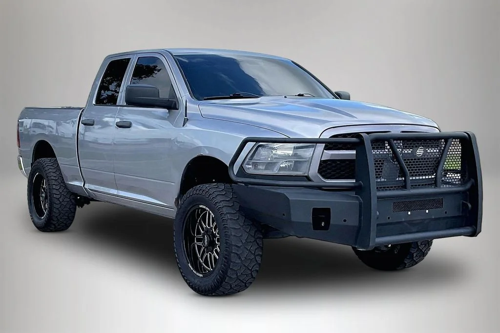 Used 2020 Silver Ram Tradesman image 1