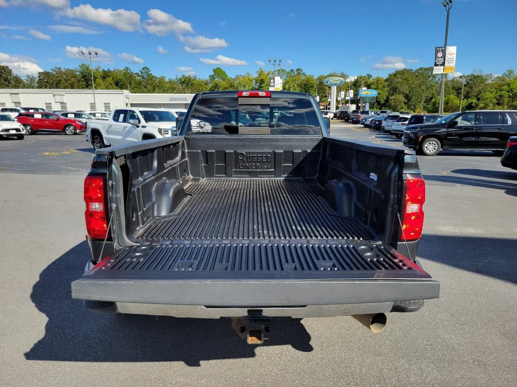 Used 2019 GRAPHITE METALLIC Chevrolet LTZ image 12