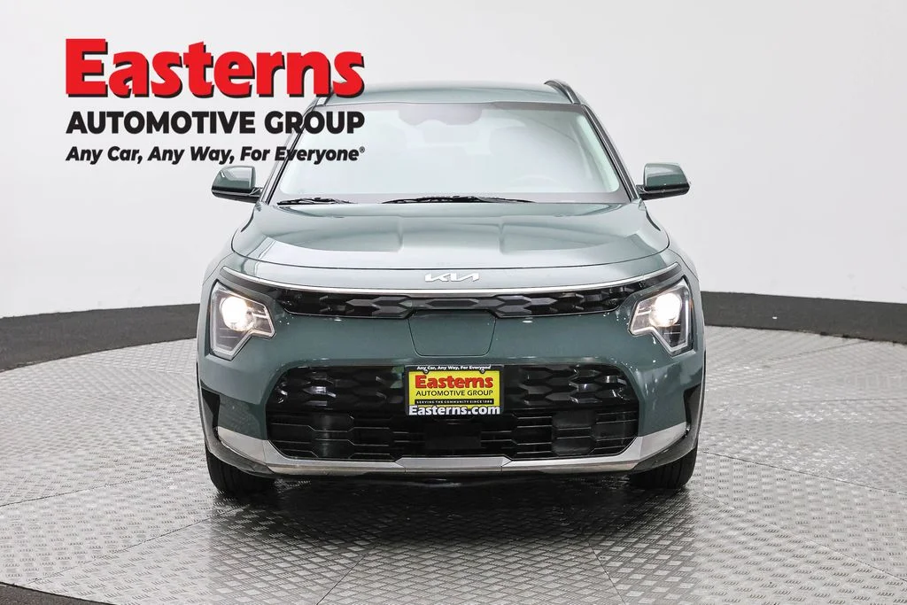 Used 2024 Kia Niro Wind with VIN KNDCR3L15R5117694 for sale in Camp Springs, MD