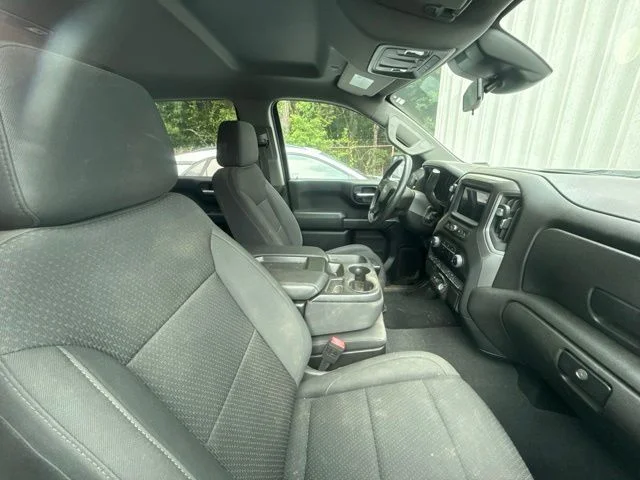 Used 2022 White Chevrolet WT image 12