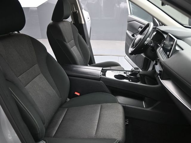 Used 2025 Silver Nissan SV image 27