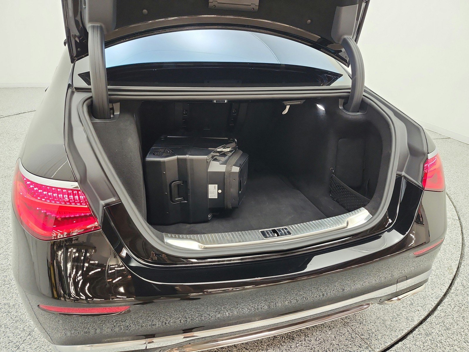 Certified Used 2021 Black Mercedes-Benz Maybach S 580 4MATIC® Sedan image 21