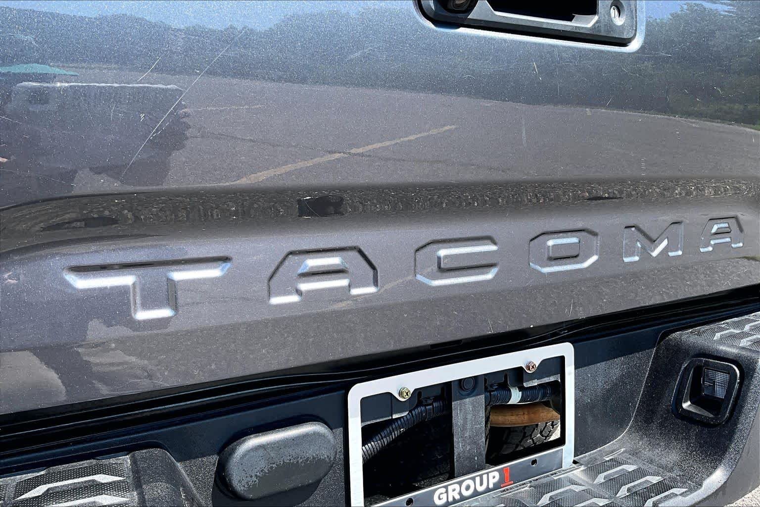 Used 2019 Magnetic Gray Metallic Toyota SR image 32