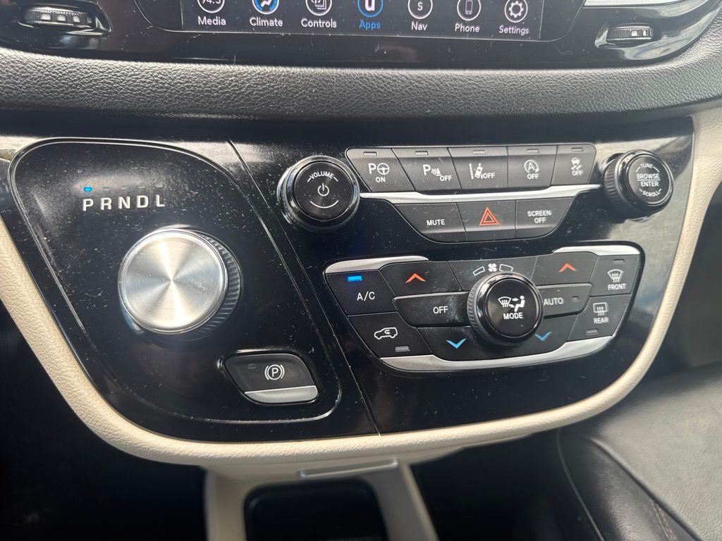 Used 2020 White Chrysler Touring L Plus image 20