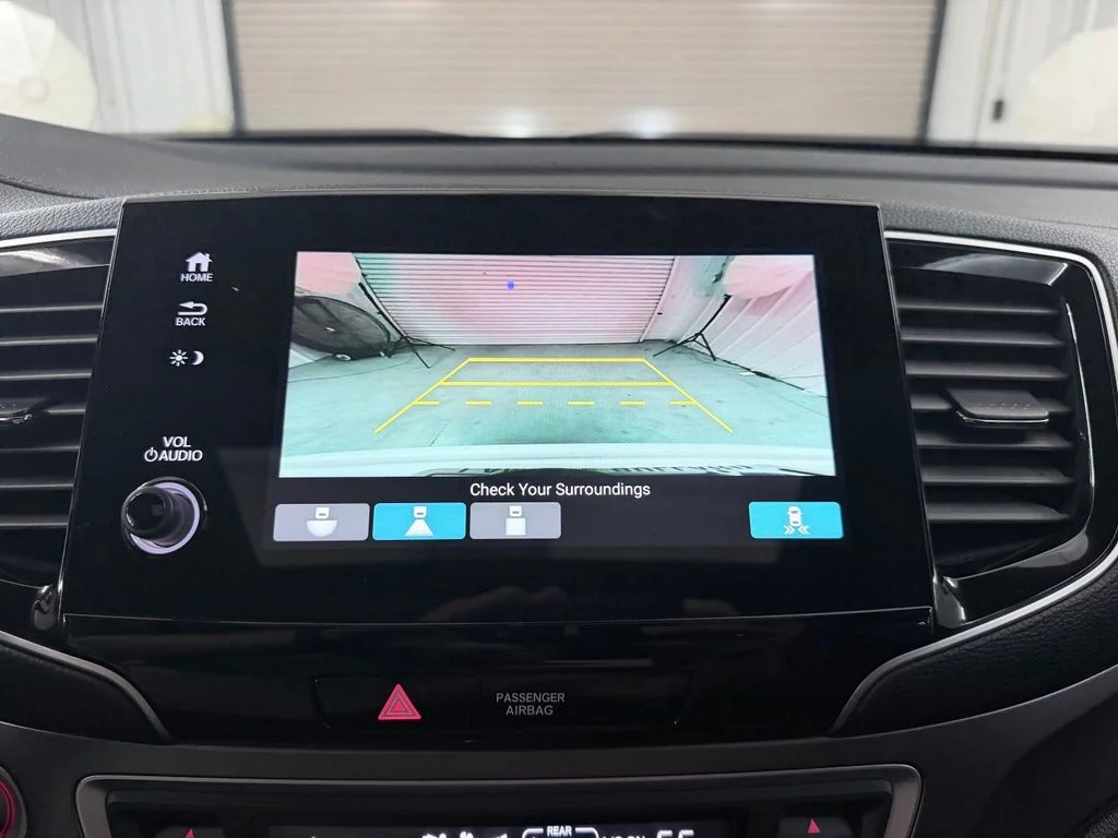 Used 2022 White Honda Special Edition image 17