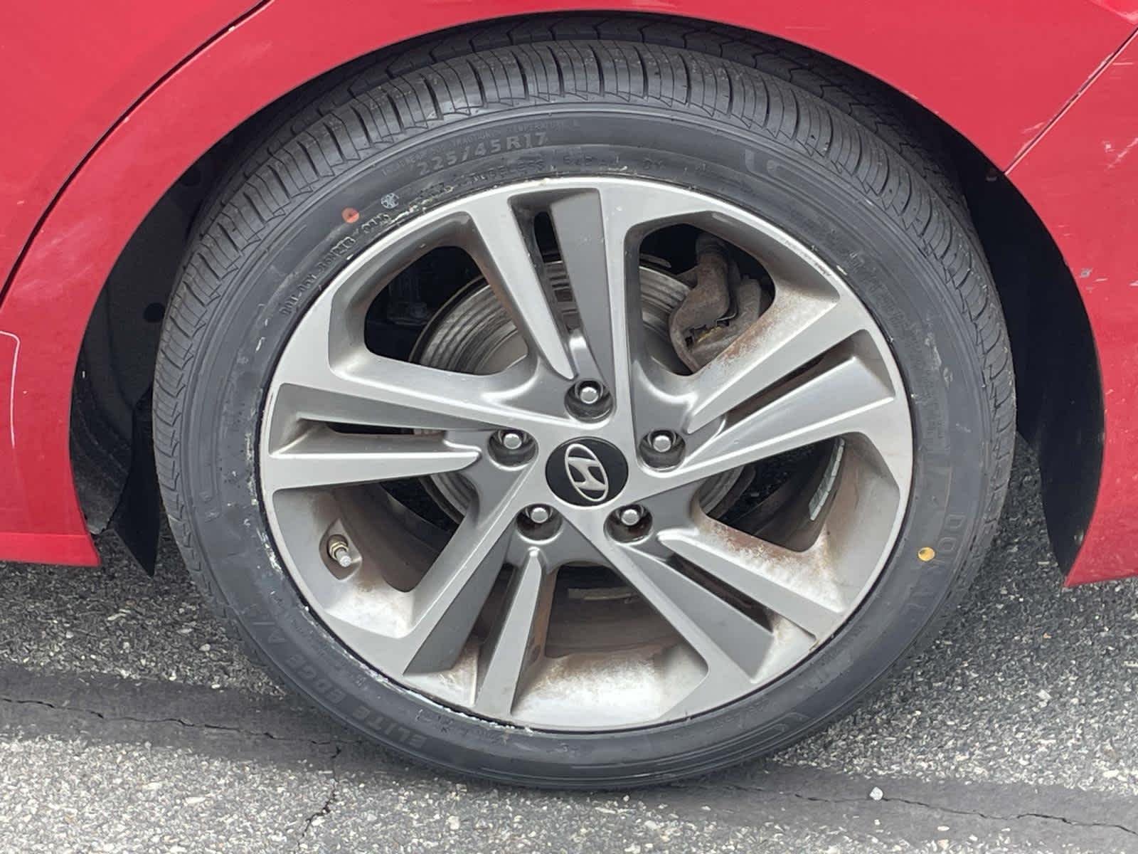 Used 2017 Scarlet Red Pearl Hyundai Limited image 16