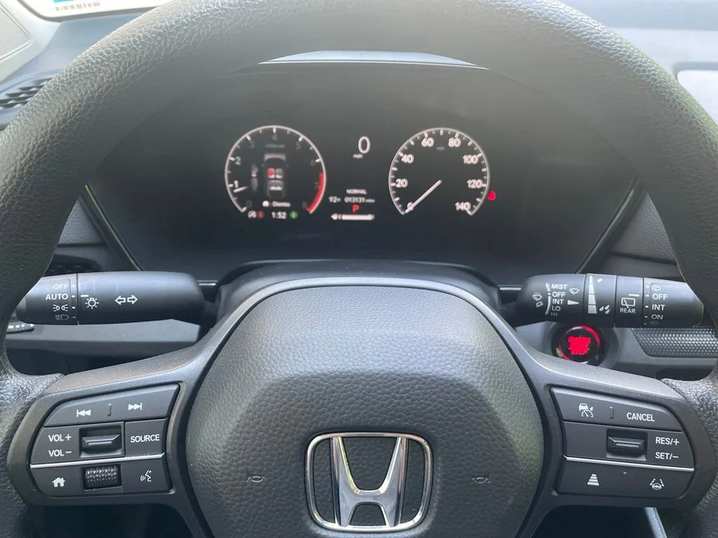 2025 Honda CR-V EX - Photo 35