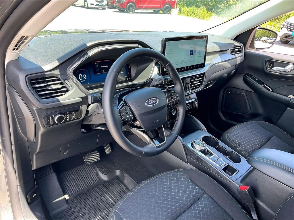 Used 2025 Carbonized Gray Metallic Ford Active image 8