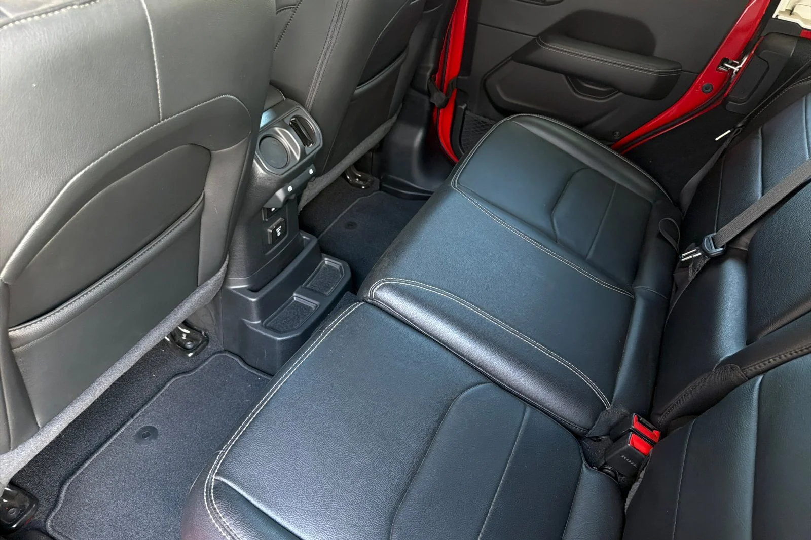 Used 2022 Red Jeep Unlimited Sahara 4xe image 14