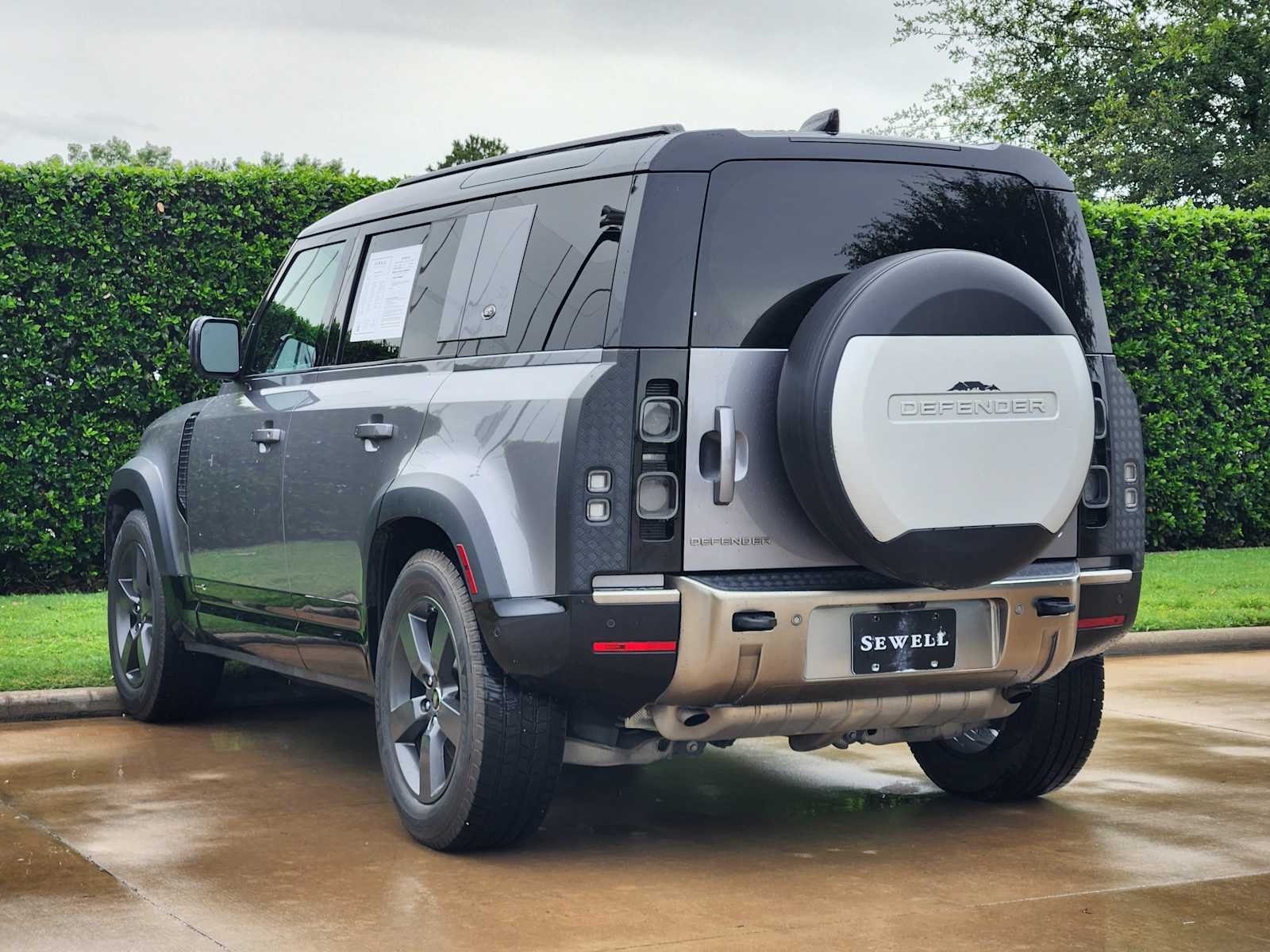 Used 2020 Eiger Grey Metallic Land Rover X image 4