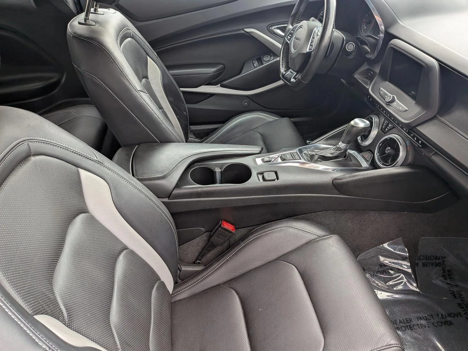 Used 2020 Rally Green Metallic Chevrolet 2LT image 19
