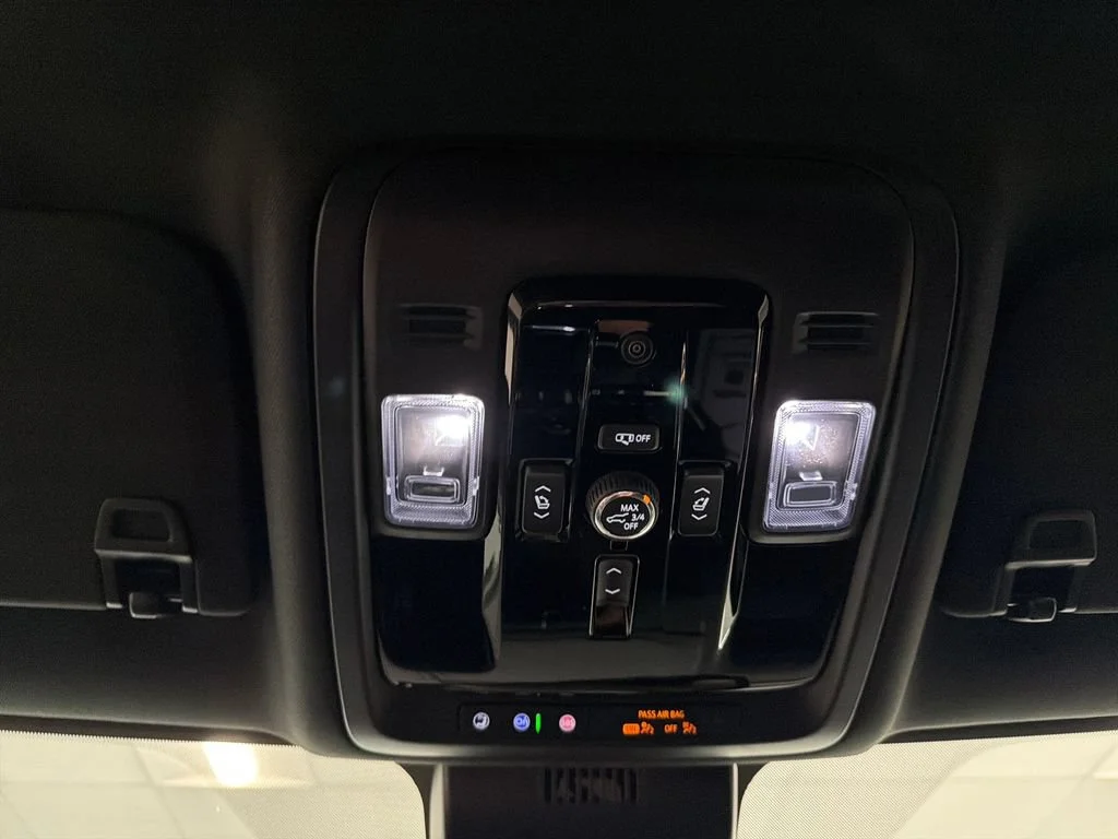 New 2026 Summit White GMC Denali image 18