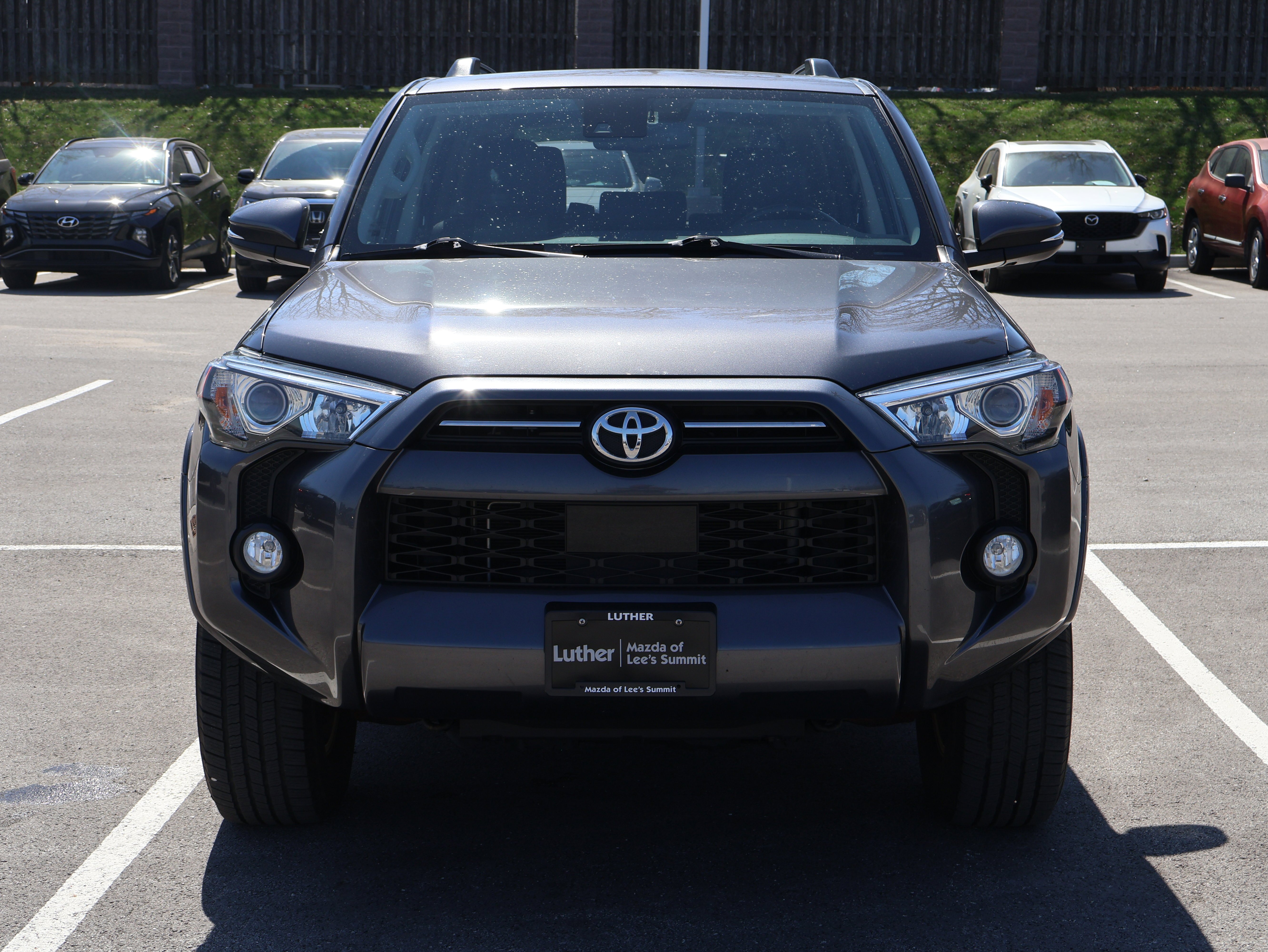 Used 2020 Toyota 4Runner SR5 Premium with VIN JTEBU5JR2L5754673 for sale in Kansas City
