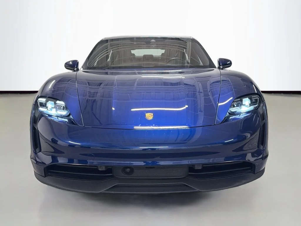 Certified Used 2021 Gentian Blue Metallic Porsche  image 6