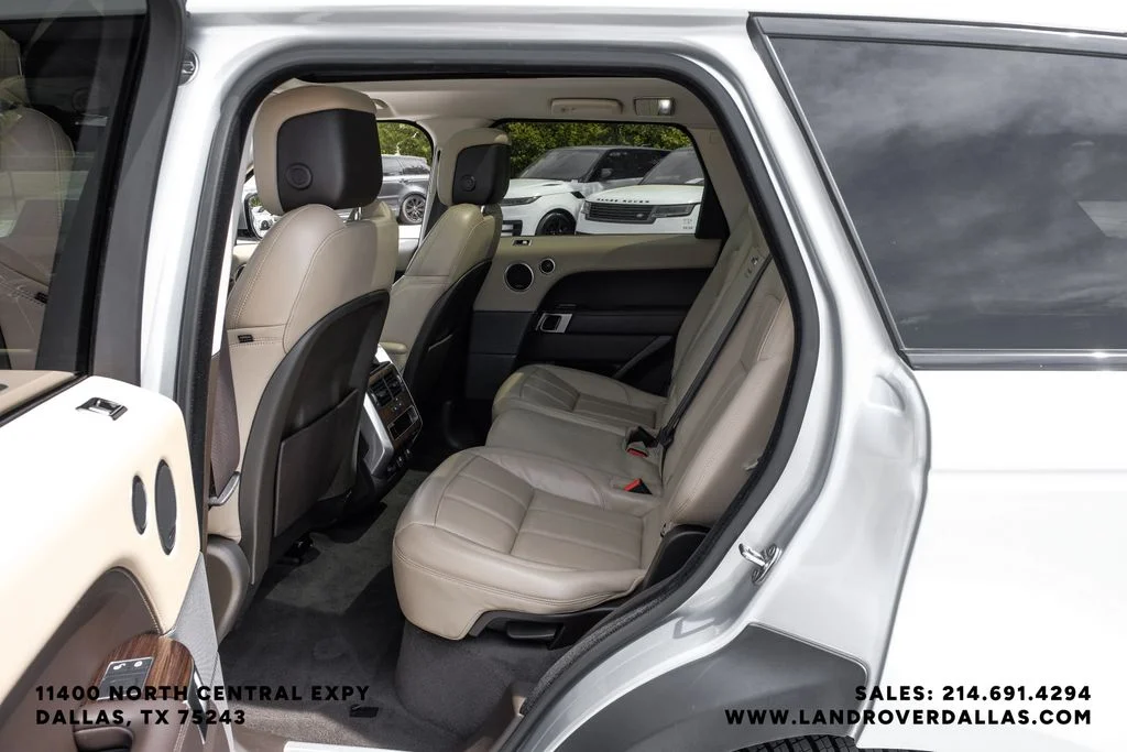 Used 2019 Silver Land Rover HSE image 44