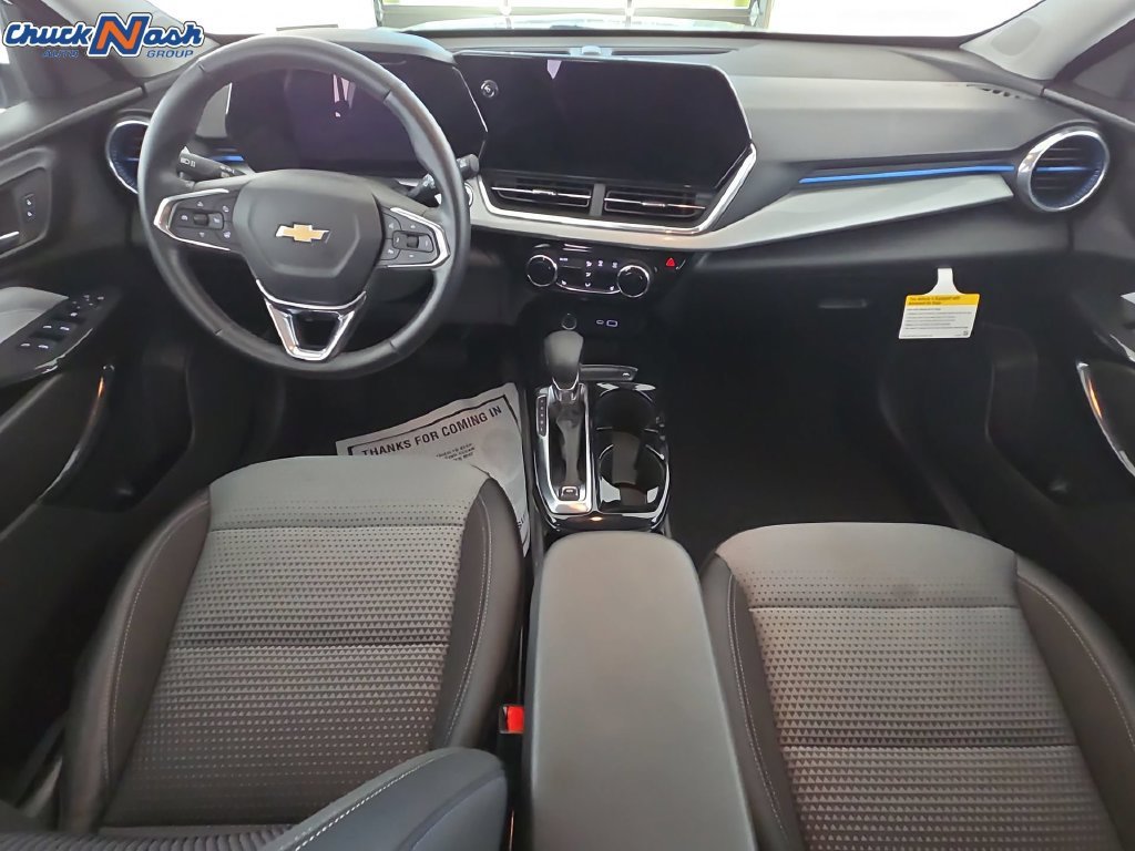 2025 Chevrolet Trax LT - Photo 25