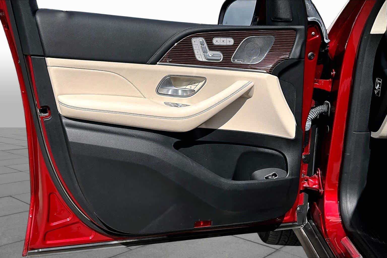 Used 2021 designo Cardinal Red Metallic Mercedes-Benz GLE 350 image 22