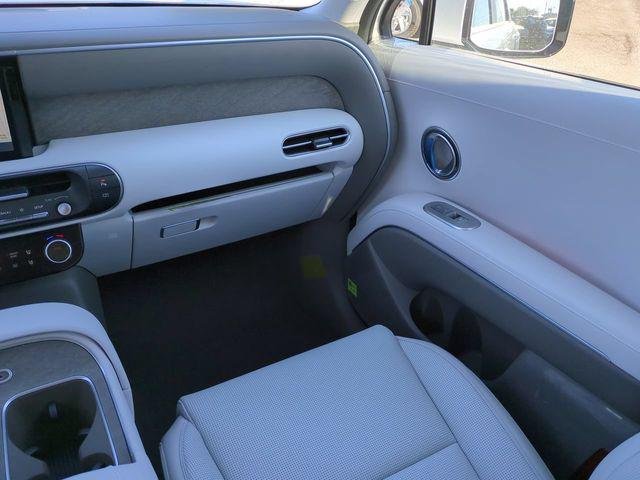 New 2026 White Hyundai SEL Premium FWD image 15