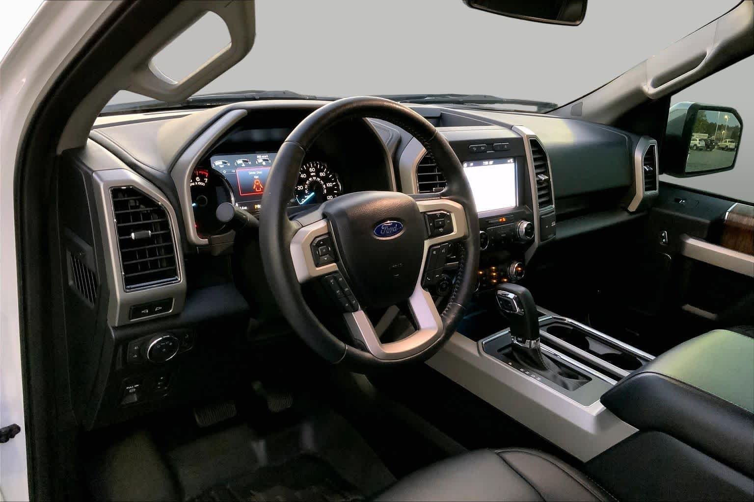 Used 2019 Oxford White Ford LARIAT image 14