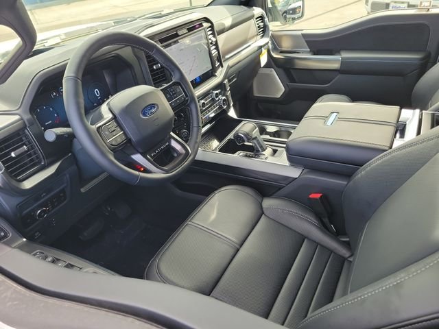 New 2026 Star White Metallic Tri-Coat Ford Platinum® image 3