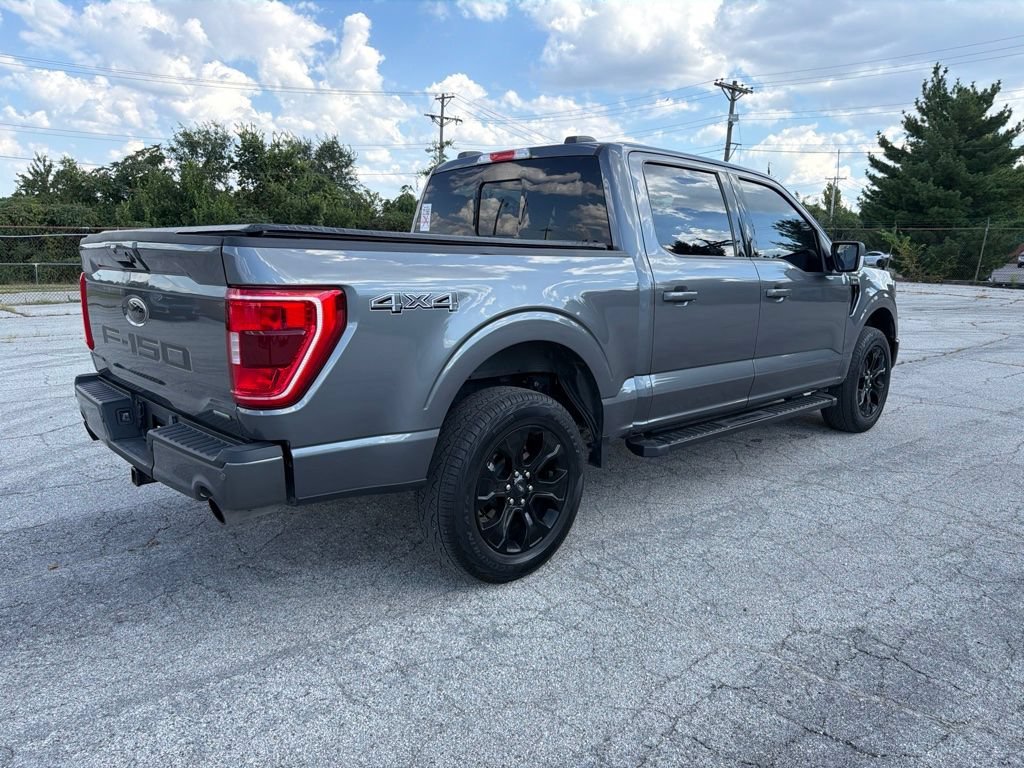 Used 2023 Gray Metallic Ford XLT image 5