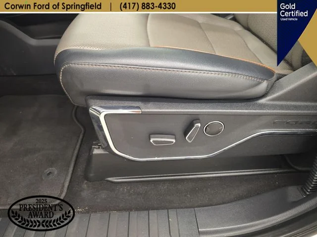 Certified Used 2024 Oxford White Ford Lariat image 38
