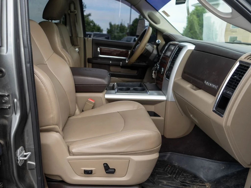 Used 2012 Gray Ram Laramie image 10