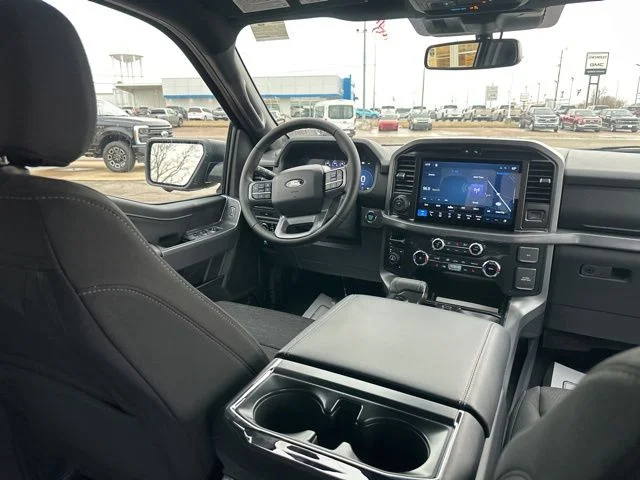 New 2026 Carbonized Gray Metallic Ford XLT image 15