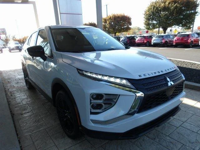 2026 Mitsubishi Eclipse Cross LE - Photo 3