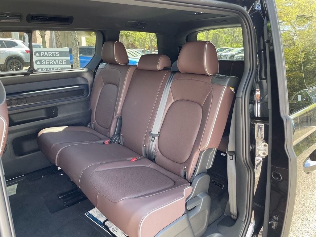 2025 Volkswagen ID. Buzz PRO S - Photo 18