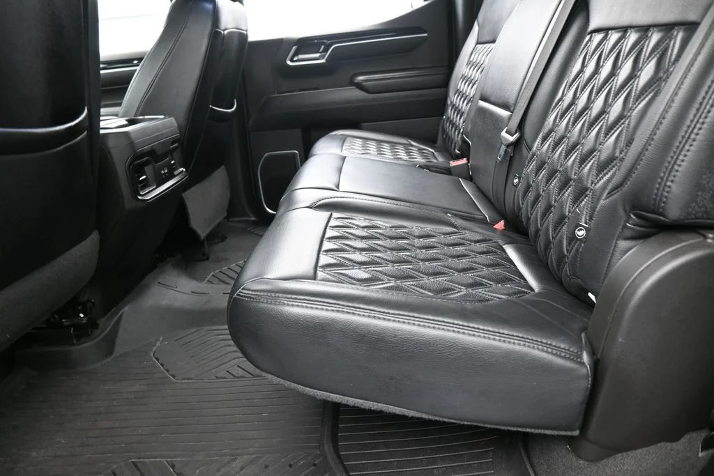 Used 2022 Summit White Chevrolet RST image 40