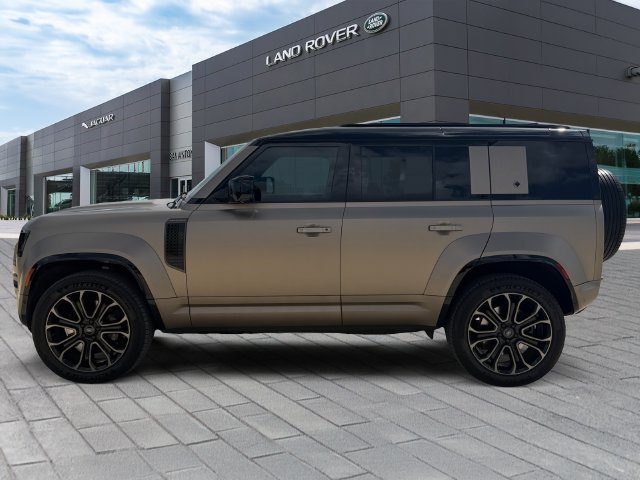 Used 2025 Beige Land Rover OCTA image 2