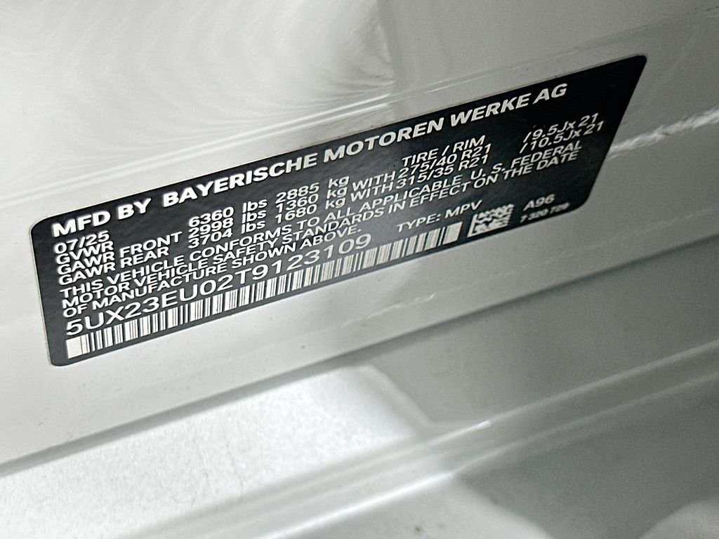 Used 2026 Mineral White Metallic BMW xDrive40i image 24