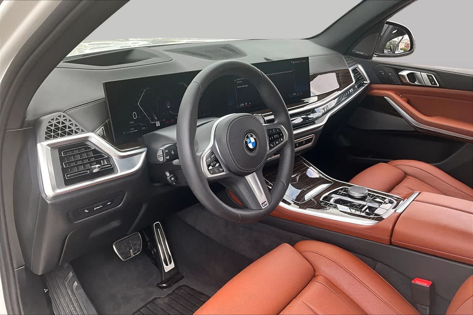 Used 2026 Alpine White BMW sDrive40i image 16