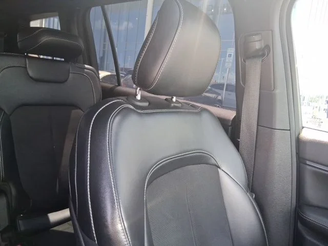 Used 2024 Black Jeep Altitude X image 18