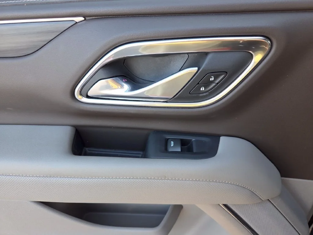 Used 2023 MIDNIGHT BLUE METALLIC GMC SLT image 16