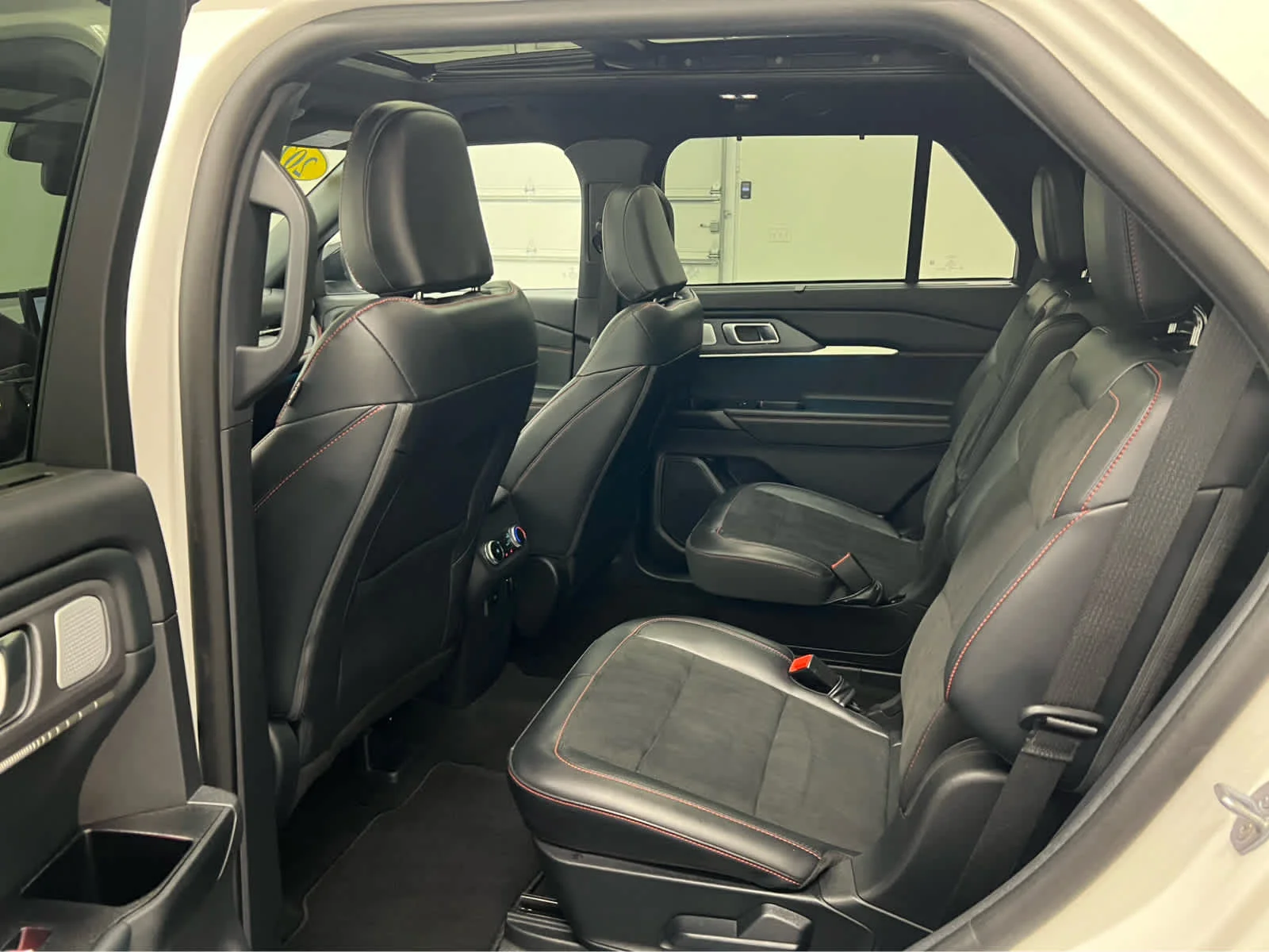 Used 2025 Star White Metallic Tri-Coat Ford ST image 3