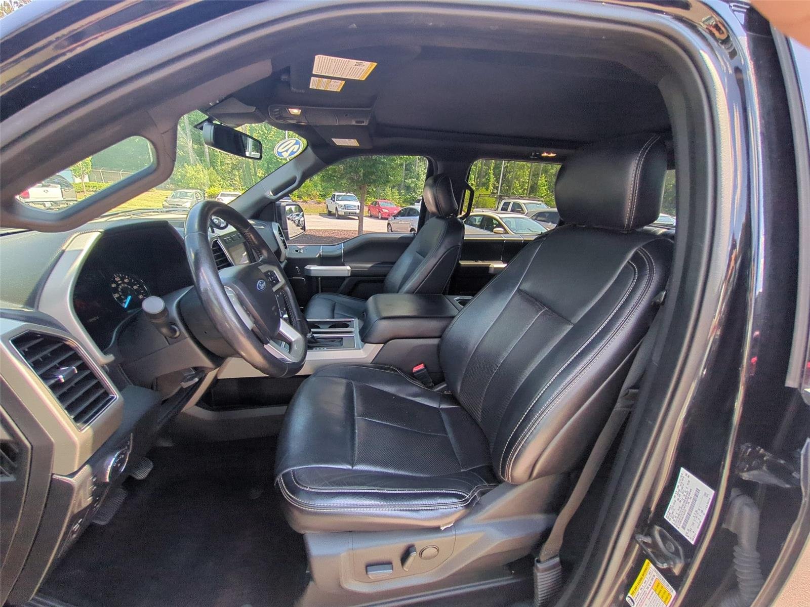 Used 2020 Agate Black FORD LARI image 18