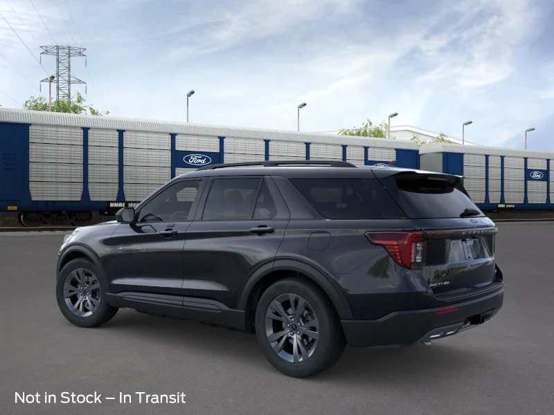 New 2026 Agate Black Metallic Ford Active image 4