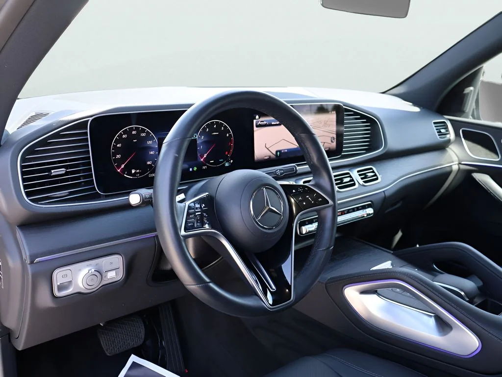Certified Used 2025 Selenite Gray Metallic Mercedes-Benz GLE 350 image 19