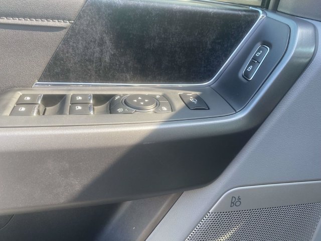 New 2026 Agate Black Metallic Ford XLT image 35