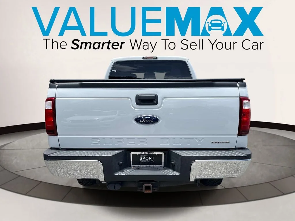 Used 2016 White Ford XL image 4