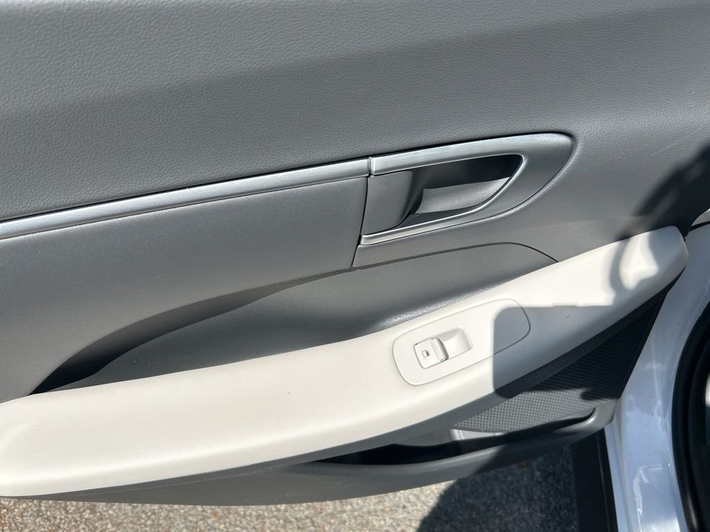 Certified Used 2026 White Hyundai Blue image 26