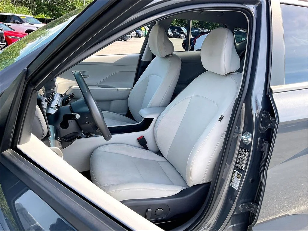 Used 2024 Ecotronic Gray Pearl Hyundai SEL image 9