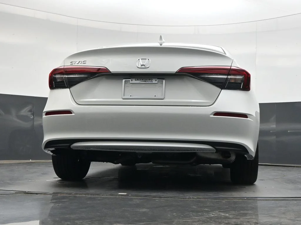 New 2026 Platinum White Pearl Honda LX image 31