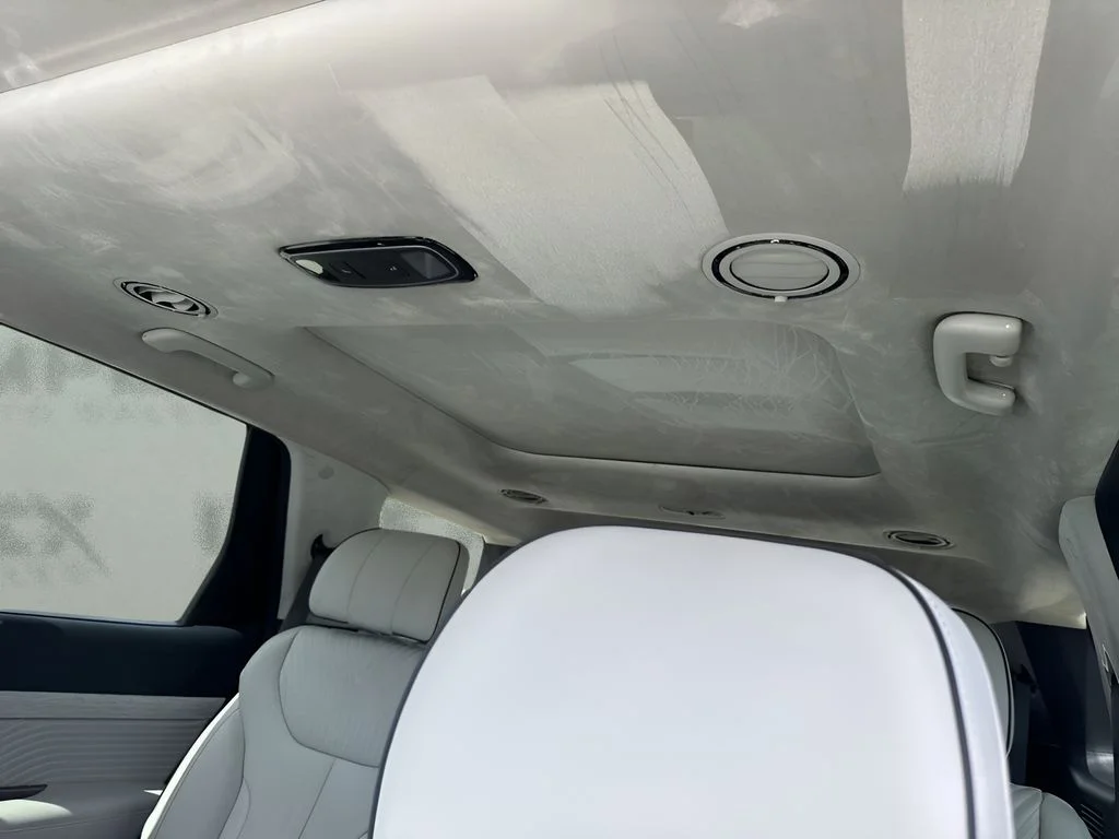 Used 2025 White Hyundai Calligraphy image 12